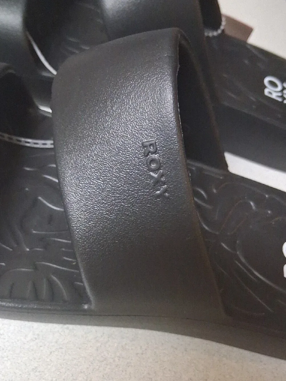BNWT Roxy Women’s Black Double-Band Slide Sandals SIZE 8